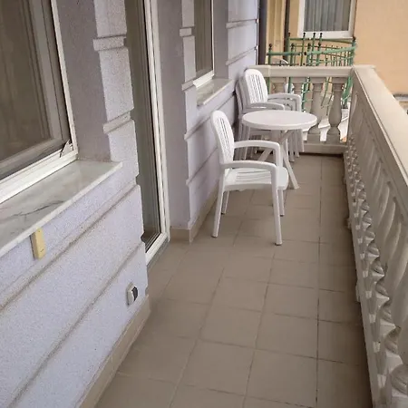 Apartment Tavirozsa Wellness *