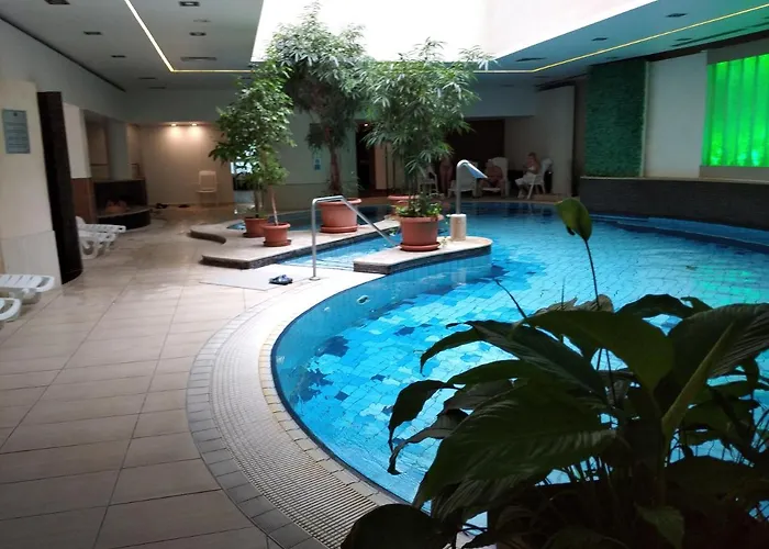 דירה Tavirozsa Wellness *